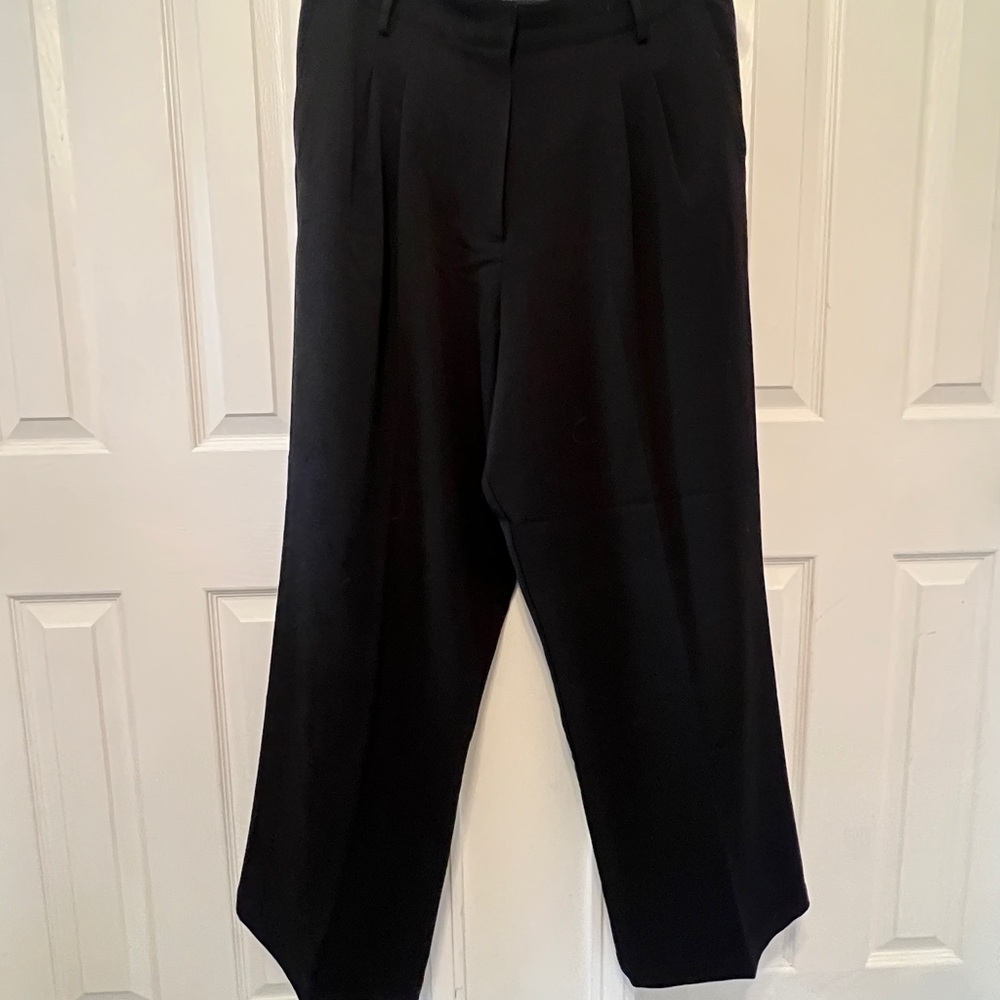 Modern Citizen Black Tailored Straight-Leg Trousers – Work or Dressy